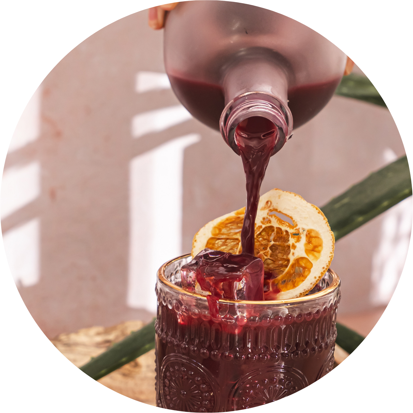 SIMPLE TO SERVE <p>Simply add 25ml to a light mixer or use as the star ingredient in a relaxing mocktail.</p>